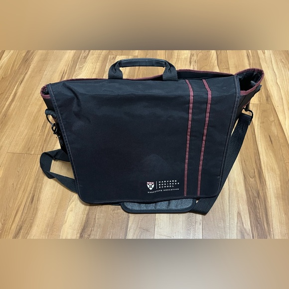 Harvard Business School Executive Education Black Messenger Laptop Bag